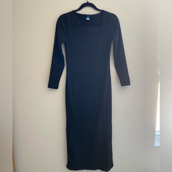 Black Maxi Longsleeve Dress - Picture 2 of 4